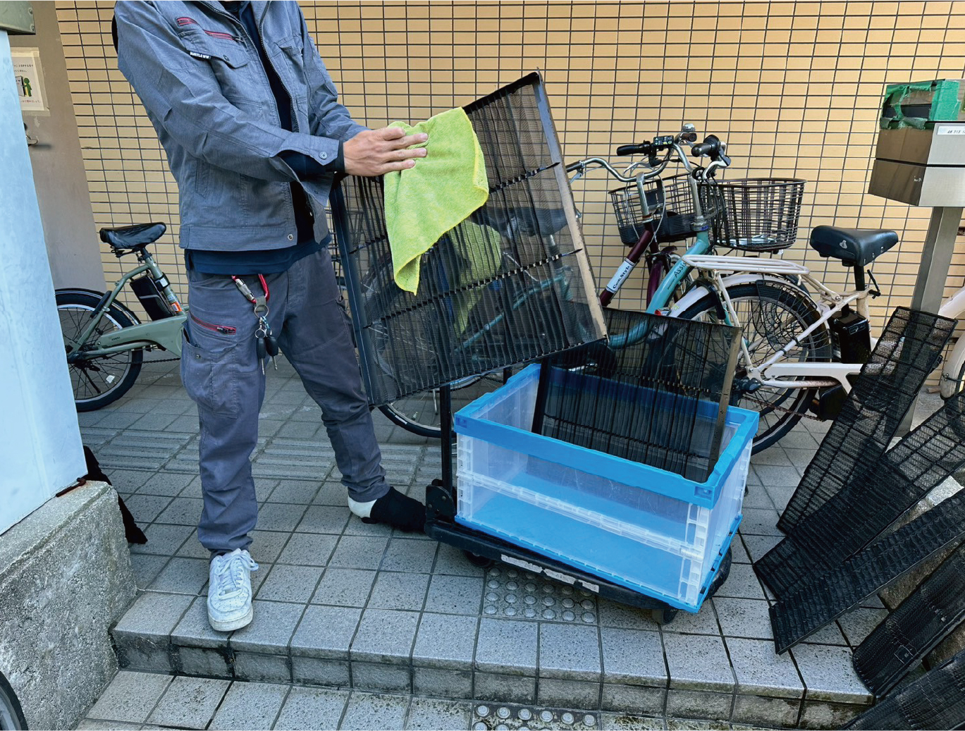 業務用空調フィルター清掃