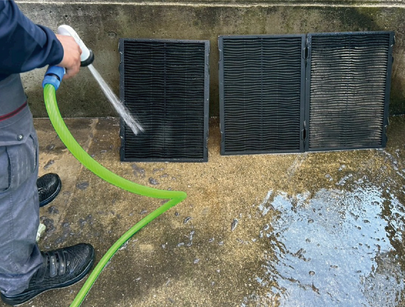 業務用空調フィルター清掃